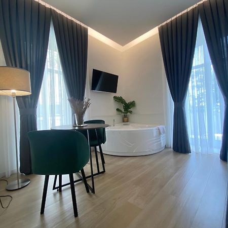 סן ג'יורג'יו א קרמאנו Gualtieri B&B - Luxury Rooms מראה חיצוני תמונה