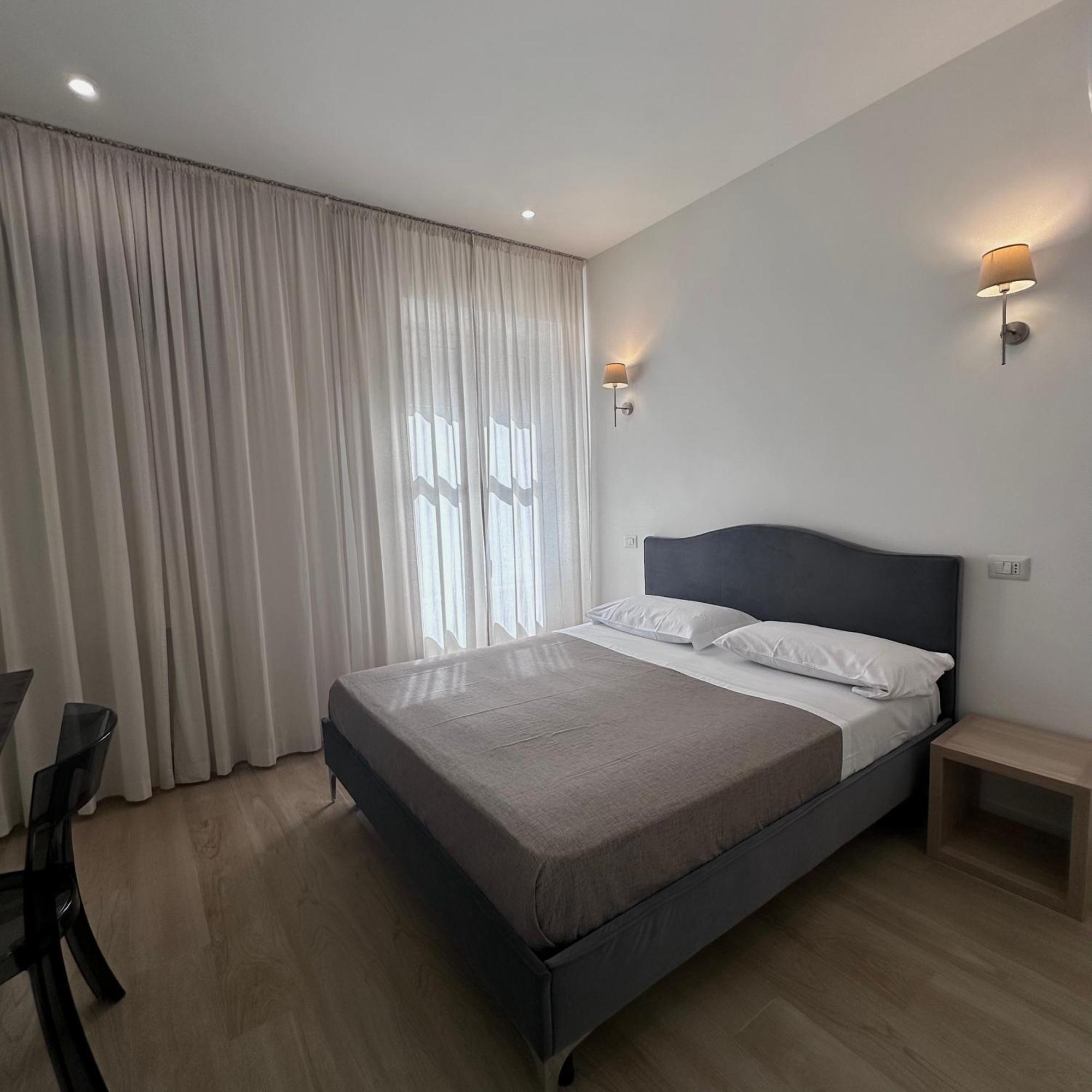 סן ג'יורג'יו א קרמאנו Gualtieri B&B - Luxury Rooms חדר תמונה